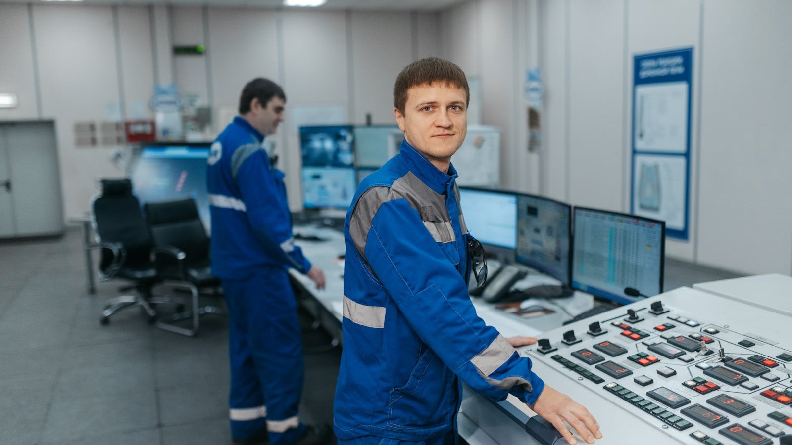 Equipe técnica especializada Telex em operação